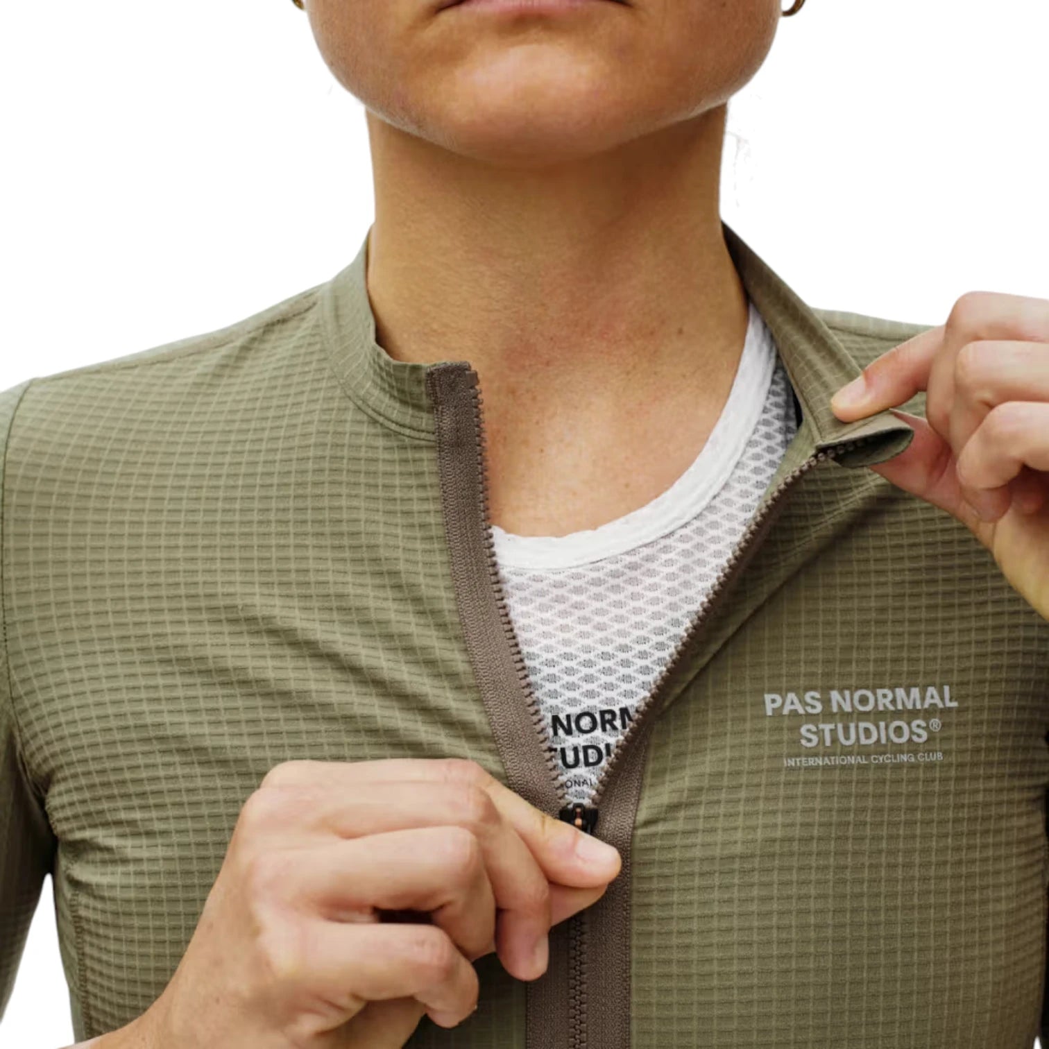 Pas Normal Studios Mujer Escapism Jersey Light Olive-thumbmail-5