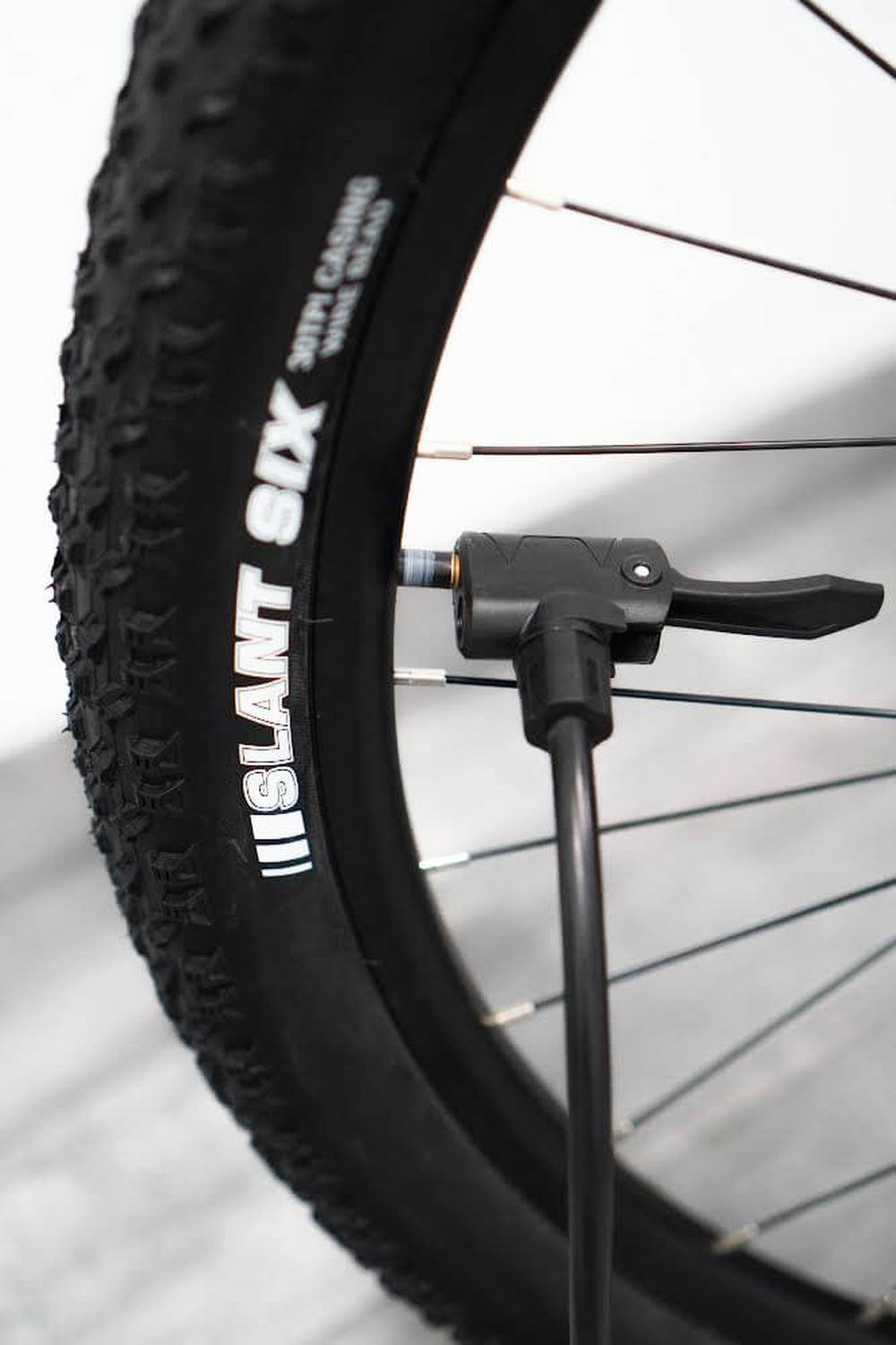 Bomba De Aire Para Bicicleta Quattro Sport Atlas 200 Psi-thumbmail-6